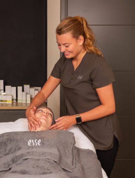 Huidpraktijk Heelsum | Gezichtsbehandeling